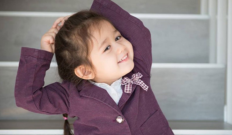 Nằm mơ thấy con nít đang nhảy múa